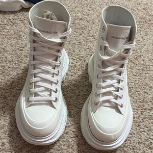 Alexander McQueen White Minimalist High-Top Sneakers